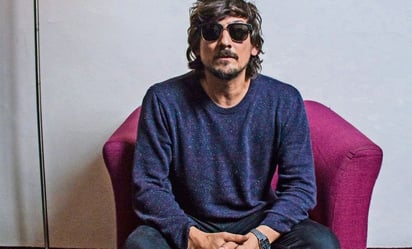 León Larregui denuncia en redes sociales haber sido golpeado en París