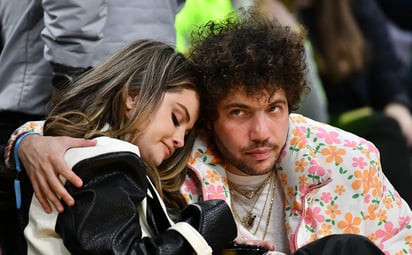 Entre besos y abrazos, Selena Gomez y Benny Blanco protagonizan una nueva cita