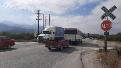 Diputado anuncia puente en las vías de Colinas de Santiago