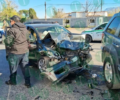 Accidente vial en Estancias de San Juan Bautista deja a conductora lesionada