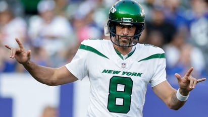 Aaron Rodgers fue elegido como el jugador más inspirador de los Jets 