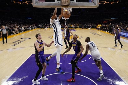 113-127: Los Grizzlies hunden a los Lakers