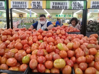 Por 'las nubes' precios de los productos de la canasta básica