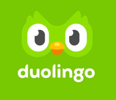 Duolingo ha tomado la decisión de despedir al 10% de sus contratistas debido a la implementación de la inteligencia artificial: Esta decisión ha generado un debate sobre los riesgos laborales asociados a la IA.