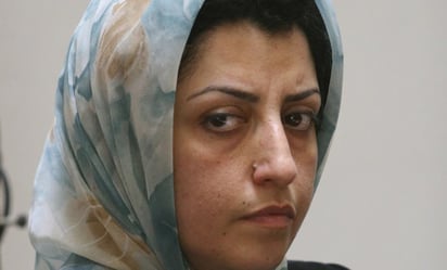 Irán agrega 15 meses de prisión a sentencia de activista y Nobel de la Paz, Narges Mohammadi