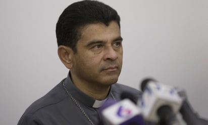 Vaticano recibe al obispo Rolando Álvarez y 18 sacerdotes tras su excarcelación en Nicaragua