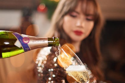 Si el brindis te saca ronchas: ¿Se puede ser realmente alérgico al alcohol?