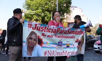 Tras asesinato de la activista Samantha Fonseca, colectivos protestan en CDMX por la dignidad de mujeres trans