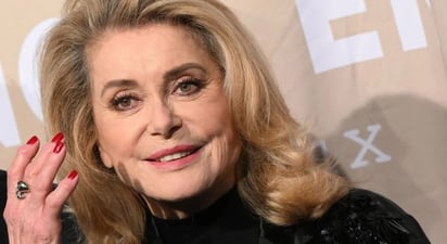 La legendaria actriz de 80 años, Catherine Deneuve, interpretará a un fantasma en su próxima película: Esta película marcará el regreso a la pantalla grande de esta actriz a través de una emotiva historia que no te puedes perder.