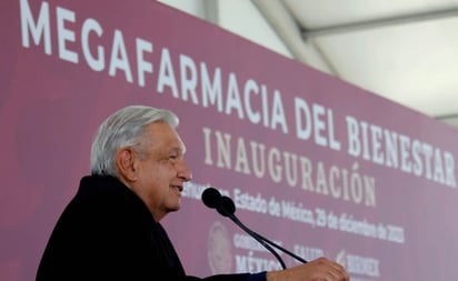 AMLO sostiene que megafarmacia cuenta con todos los medicamentos