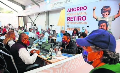 Reforma a pensiones no comprometerá recursos para la próxima administración: AMLO