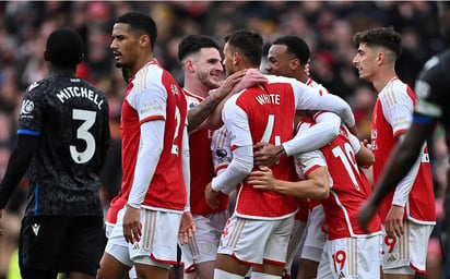 Arsenal golea y humilla al Crystal Palace en la Premier League