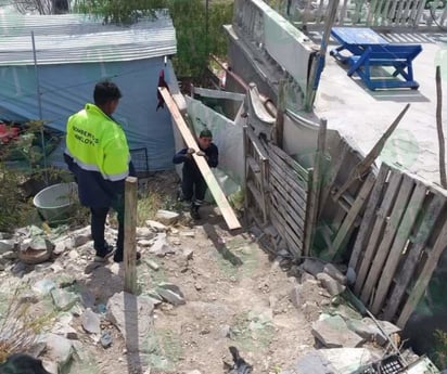 Casas vulnerables reforzadas con material donado por Trinity Rail