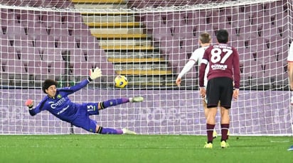 Serie A: Johan Vásquez se lleva el duelo de mexicanos contra Ochoa en el Salernitana vs Genoa