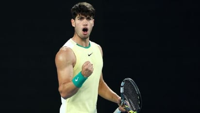 Alcaraz aplastó a Kecmanovic y alcanzó una marca en el Abierto de Australia