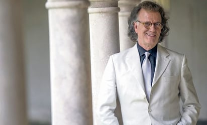 Este es el trauma de la infancia por el que el violinista André Rieu tomó terapia