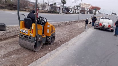 Obras Públicas trabaja en la reparación de baches y el recarpeteo de avenidas