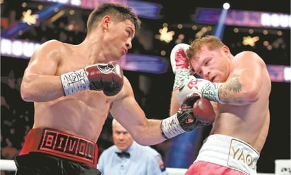 Dmitry Bivol tacha al Canelo Álvarez de mentiroso: Nunca discutimos la revancha