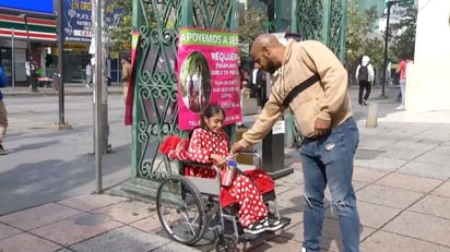 Salen Jessi y su papá a botear para lograr transplante