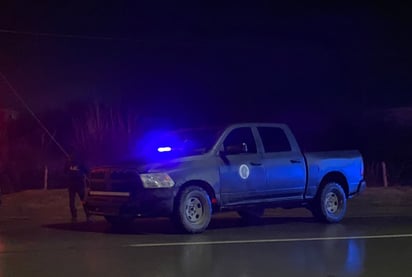 Hombre es encontrado colgado de un árbol