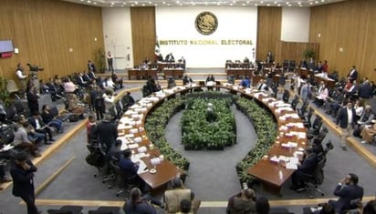 Falta a su primera sesión del INE la encargada de despacho de la Secretaría Ejecutiva