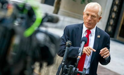 Condenan a Peter Navarro, exasesor de Trump, a cuatro meses de prisión 