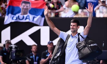 Australian Open: Un estelar Sinner supera a Djokovic en semifinales