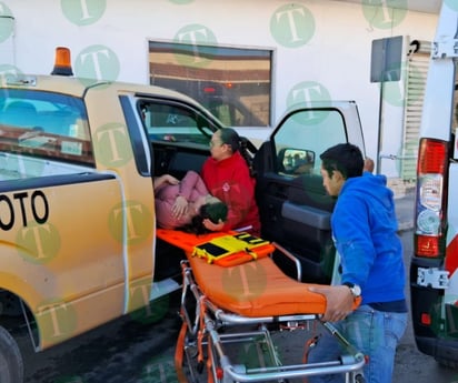 Unidad Piloto choca contra patrulla en la Zona Centro de Monclova