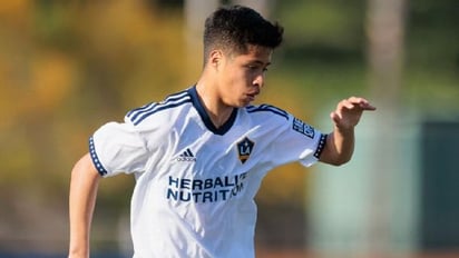 Mexicano Alex Alcalá debuta con gol en Manchester City Sub-18