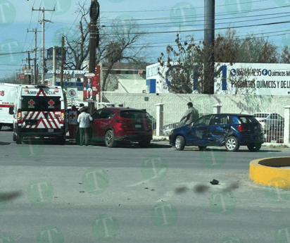 Elementos de Control de Accidentes chocan en el bulevar Pape