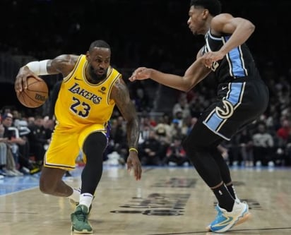 Lebron James y Los Angeles Lakers sufren derrota ante Atlanta Hawks