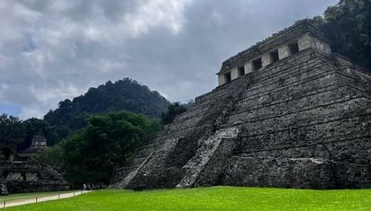 'No pasa nada', dice AMLO sobre denuncias en zonas arqueológicas de Chiapas