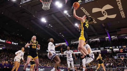 Caitlin Clark de Iowa es segunda máxima anotadora de la historia en la NCAA