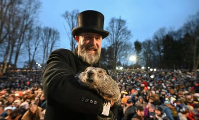 Famosa marmota Phil pronostica una primavera temprana en EU