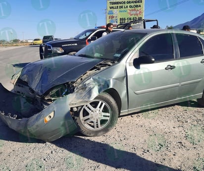 Encontronazo en la carretera Candela deja como saldo un herido