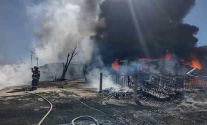 Explota almacenamiento irregular de combustible en San Luis Potosí