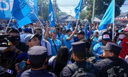 Concluyen comicios en El Salvador con Bukele como gran favorito a la reelección