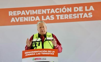 'Chema' pavimenta las vialidades con Mejora Saltillo 2024