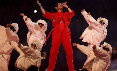 El embarazo de Rihanna y otros momentos del medio tiempo del Super Bowl que se robaron el show