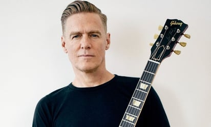 Bryan Adams ofrece velada musical ochentera junto a sus fans mexicanos