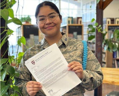 Estudiante de la CC Winn es becada en Harvard