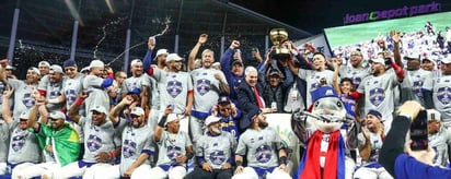 ¡Venezuela Campeón! Tiburones derrota a Licey y gana su primera Serie del Caribe