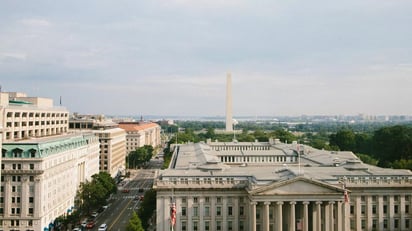 Reportan tiroteo en Washington, hay al menos 3 policías heridos