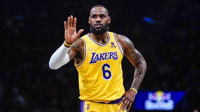 Fuentes: Warriors exploraron cambio por LeBron James en la fecha límite de cambios