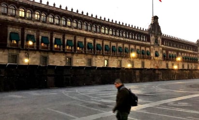 Amanece blindado Palacio Nacional previo a Marcha por Nuestra Democracia