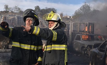 Se incendia corralón que usa la FGR para almacenar combustible ilícito en Hidalgo