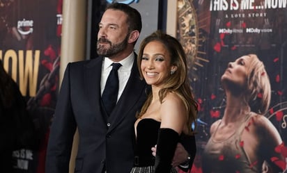 Jennifer Lopez y Ben Affleck, otra vez de tortolitos en la alfombra roja