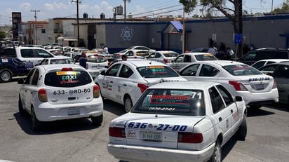 Camioneros y taxistas siguen sin respetar límites de velocidad