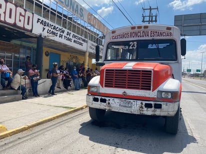 Cafres de transporte público arriesgan la vida de pasajeros