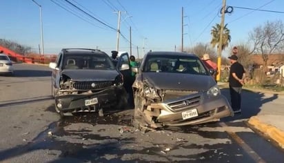 Fuerte accidente protagonizado por dos unidades Texanas 